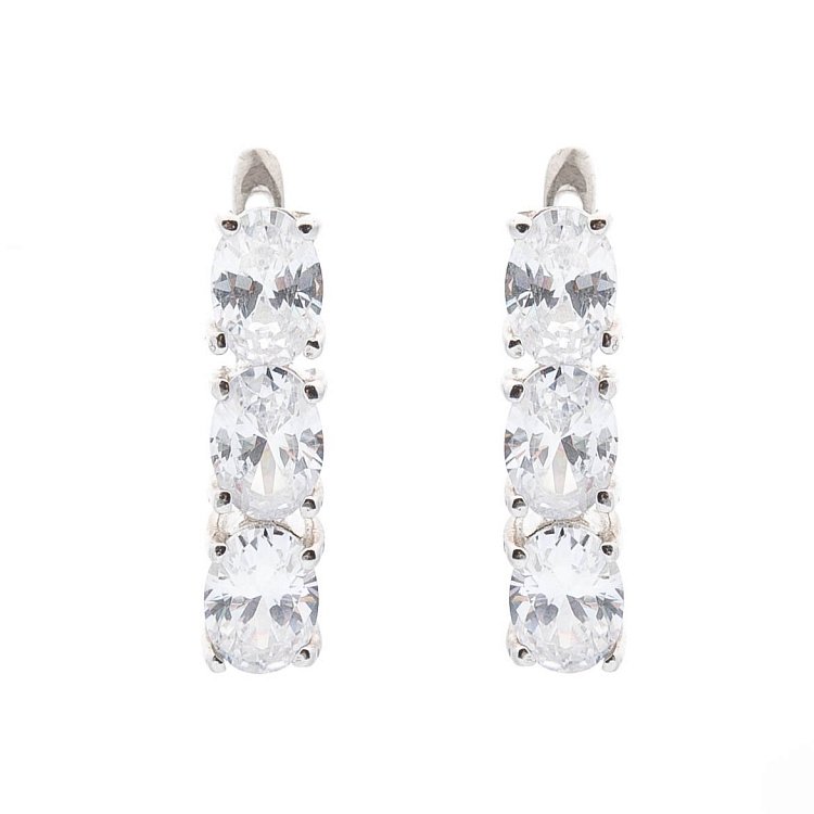 Серебряные серьги (фианиты) 12832 Серебряные серьги (фианиты) 12832 от ювелирного магазина Оникс