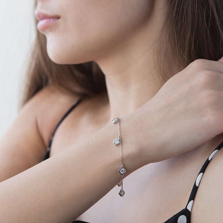 Серебряный браслет "Клевер" 141408 от ювелирного магазина Оникс - 1