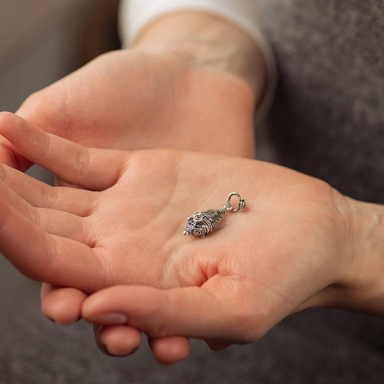 Срібний мощевик 131170 від ювелірного магазину Онікс - 1