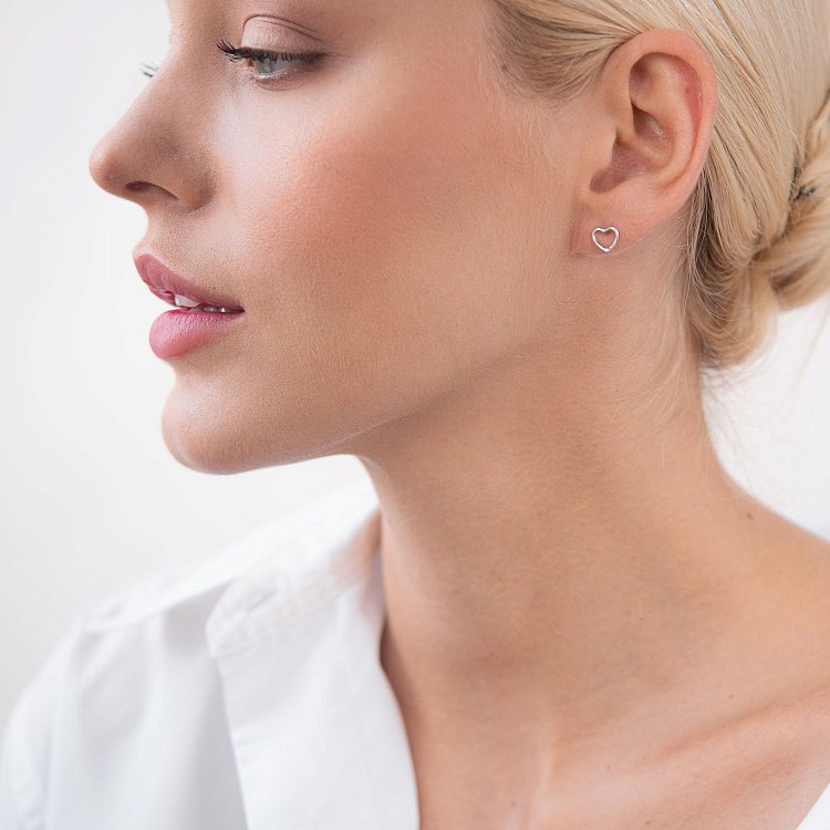 Срібні сережки - пусети "Сердечка" 122830 від ювелірного магазину Онікс - 1