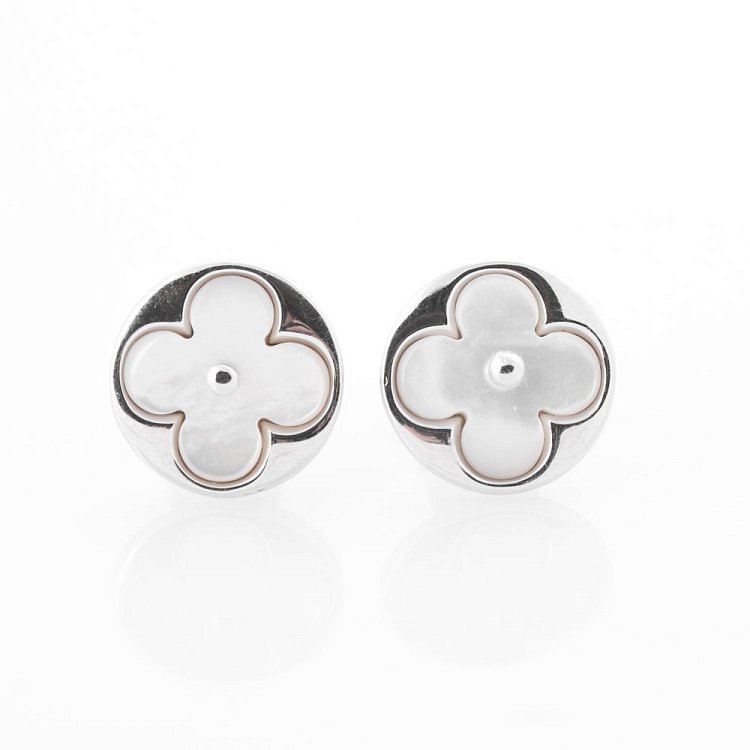 Серьги "Клевер" с перламутром 122060 от ювелирного магазина Оникс - 1