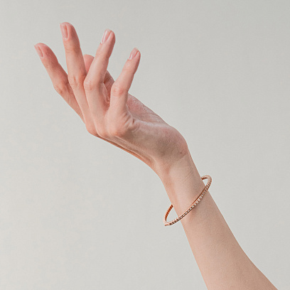 Жорсткий золотий браслет "Кубики" (фіаніти) б05611 №2