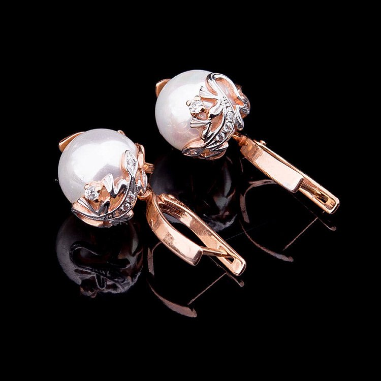 Золоті сережки з перламутром і фіанітами 23082574 - 2 Золоті сережки з перламутром і фіанітами 23082574 від ювелірного магазину Онікс - 2