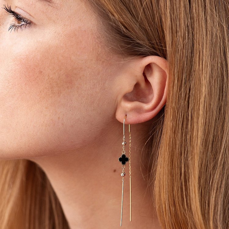 Золотые серьги - протяжки "Клевер" (эмаль) с08845 - 1 Золотые серьги - протяжки "Клевер" (эмаль) с08845 от ювелирного магазина Оникс - 1