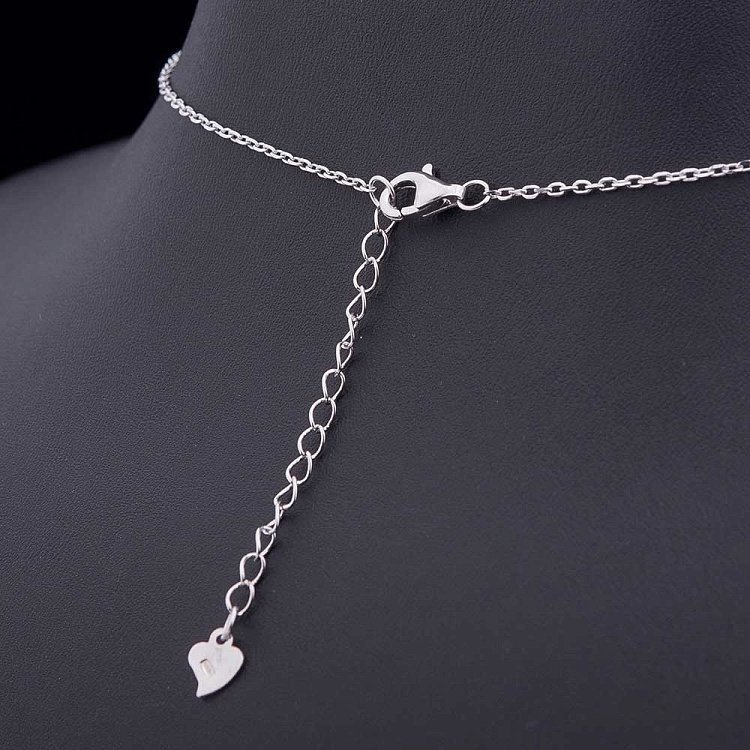 Эксклюзивное серебряное колье "Клевер" с фианитами и перламутром 18324 от ювелирного магазина Оникс - 1