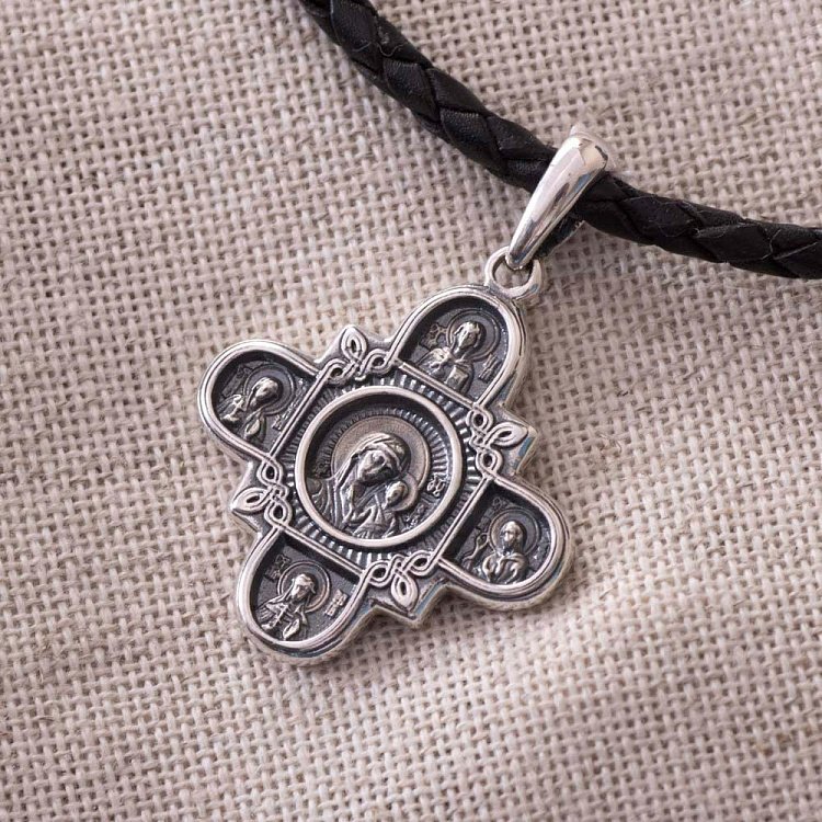 Серебряный православный крестик (чернение) " Господь Вседержитель. Казанская икона Божией Матери и восемь святых " 131020 от ювелирного магазина Оникс - 3