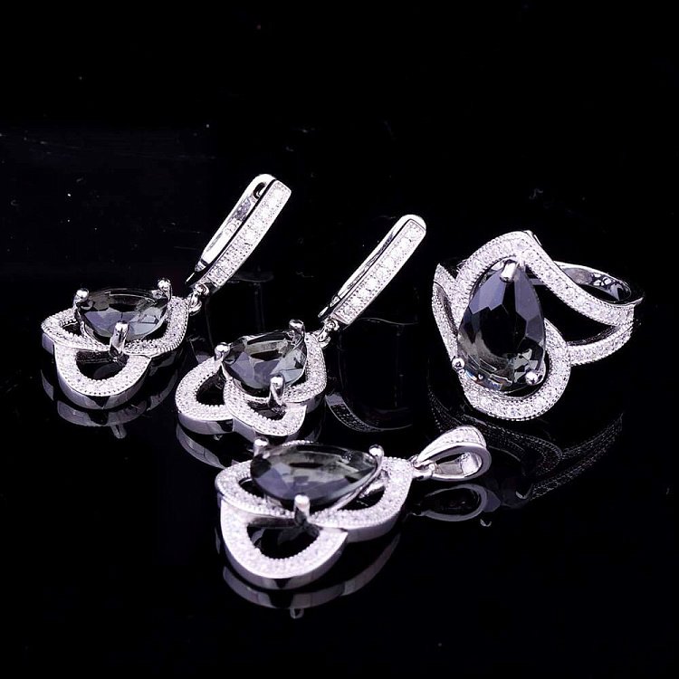 Підвіска зі срібла (фіаніт, синтетична шпінель) п014 від ювелірного магазину Онікс - 4