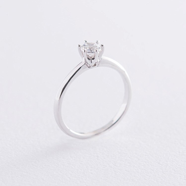 Заручальна каблучка в білому золоті (куб. цирконій Swarovski) к06322 Заручальна каблучка в білому золоті (куб. цирконій Swarovski) к06322 від ювелірного магазину Онікс