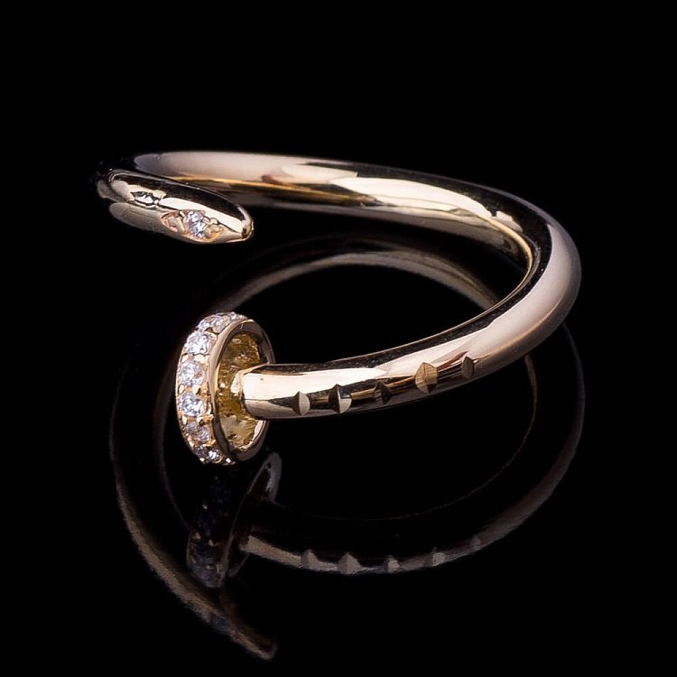 Каблучка "Цвях" з фіанітами к03844 від ювелірного магазину Онікс - 1