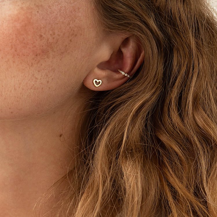 Серьги-пусеты "Сердечки" в желтом золоте с06947 от ювелирного магазина Оникс - 7