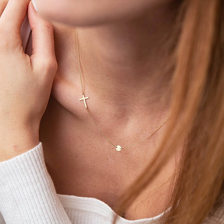 Кольє з хрестиком в жовтому золоті 860251М від ювелірного магазину Онікс - 1