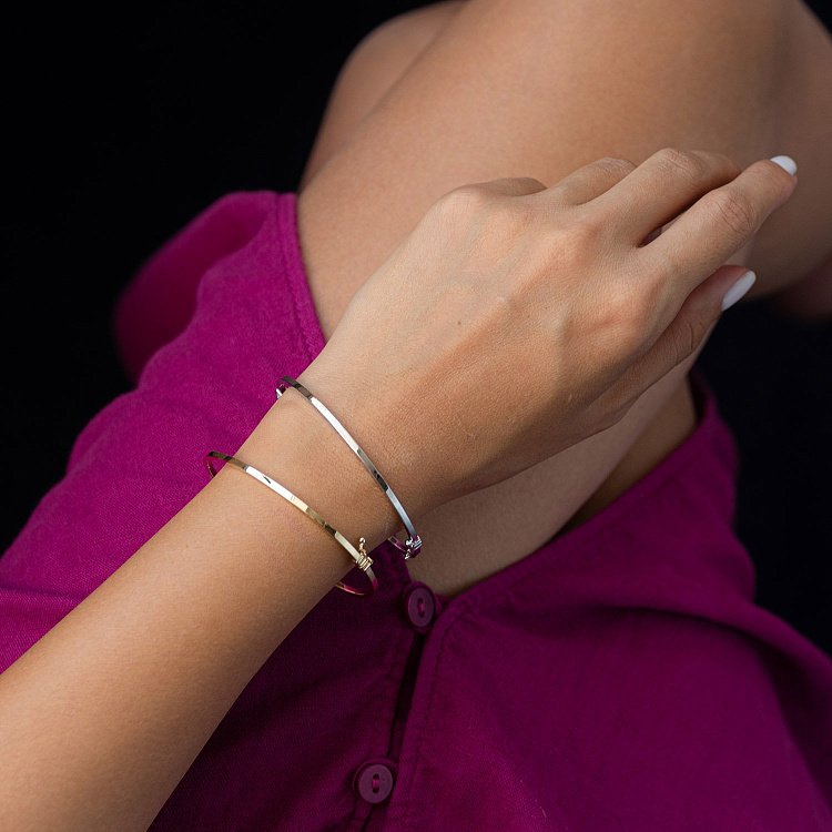 Жорсткий браслет з білого золота б01127 від ювелірного магазину Онікс - 4