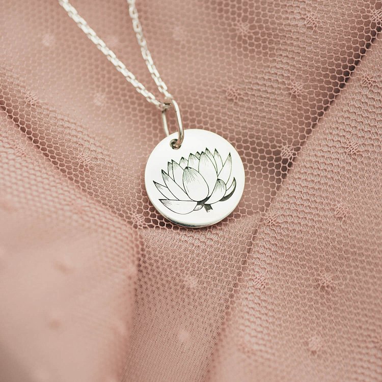 Срібний кулон "Лотос. You are the reason for everything" 132724лот від ювелірного магазину Онікс - 5