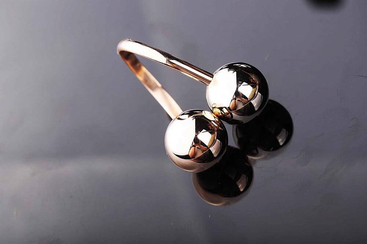 Золота каблучка "Кульки" к01071 від ювелірного магазину Онікс - 1