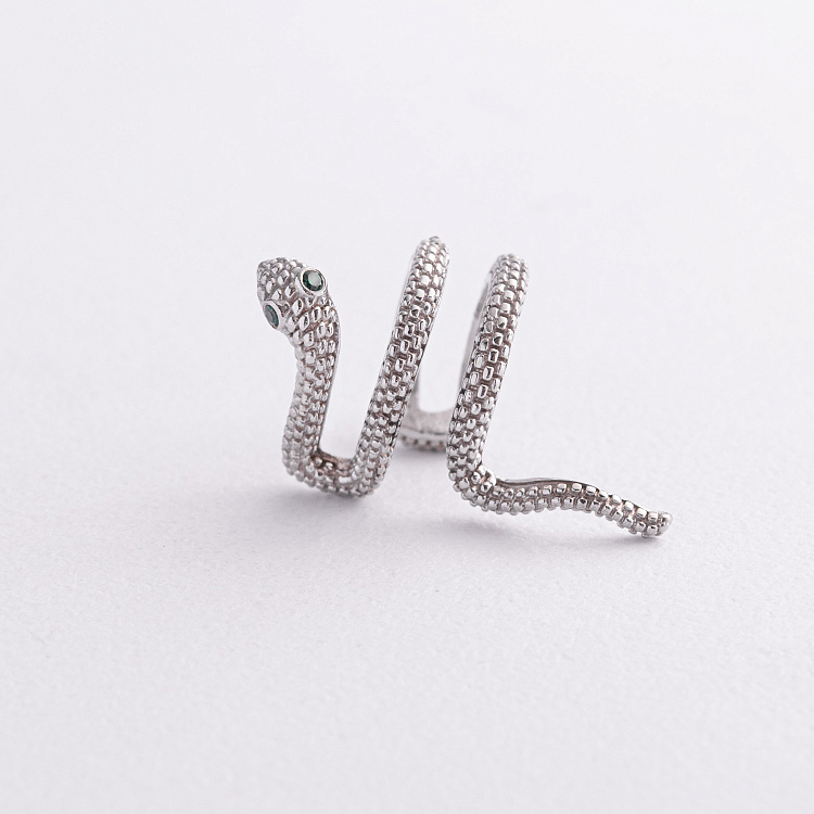 Серьга - каффа "Змея" в белом золоте с09529 от ювелирного магазина Оникс