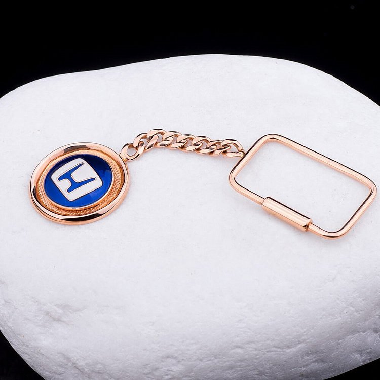 Золотой брелок "Honda-Хонда" (эмаль) бр00001х - 1 Золотой брелок "Honda-Хонда" (эмаль) бр00001х от ювелирного магазина Оникс - 1