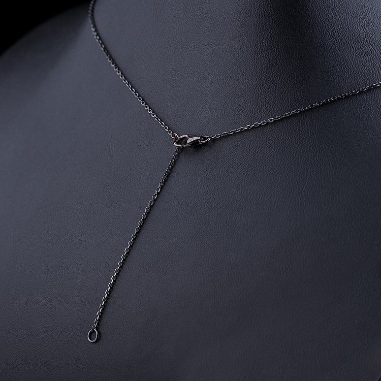 Серебряное колье Love 18378 от ювелирного магазина Оникс - 2