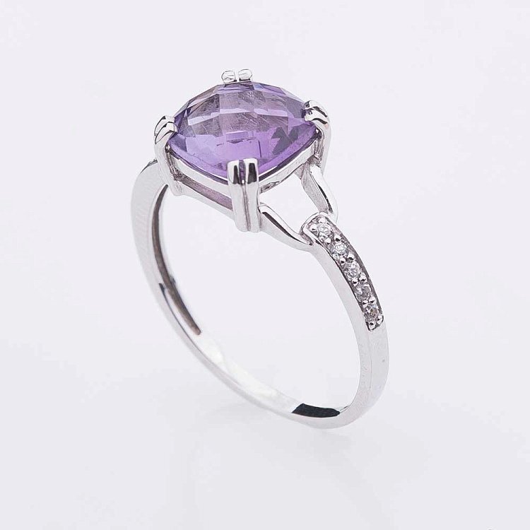 Золота каблучка з аметистом і фіанітами 14032140 від ювелірного магазину Онікс