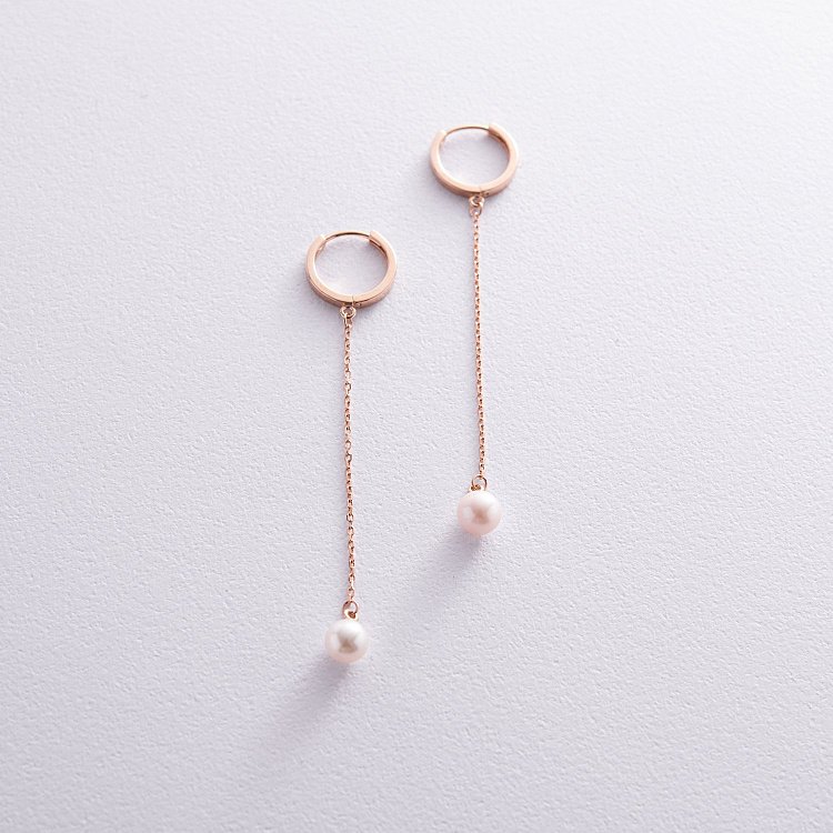 Серьги - кольца "Жемчужина на цепочке" в красном золоте с08355 от ювелирного магазина Оникс