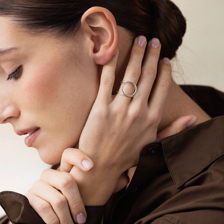 Срібний перстень "Кругообіг" 112250 від ювелірного магазину Онікс - 6