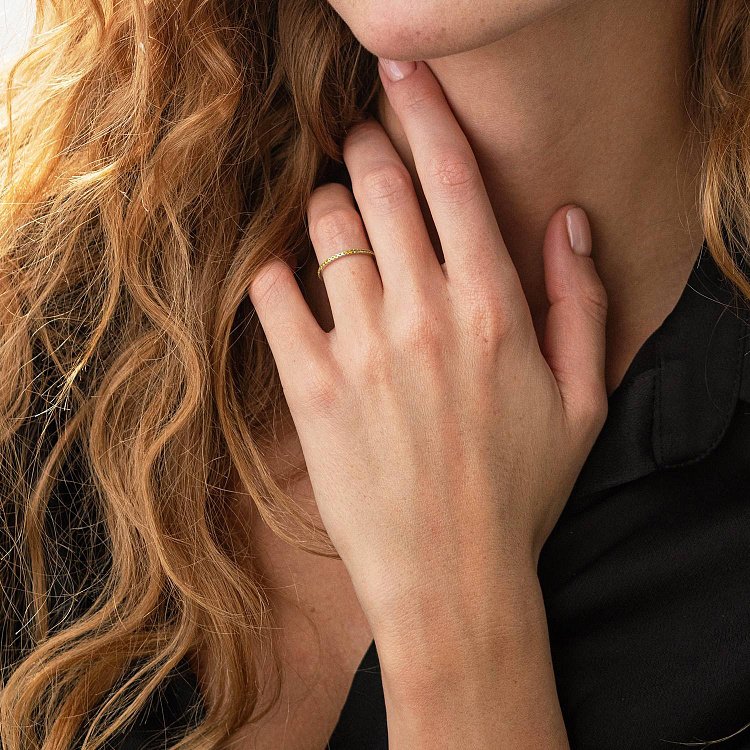 Золота каблучка з жовтими діамантами 226921121 від ювелірного магазину Онікс - 1