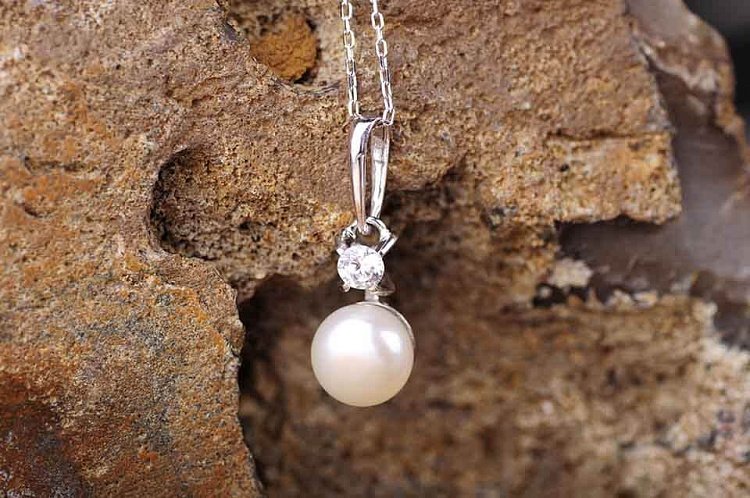 Підвіска (культивовані прісноводні перли, фіаніт) п01813 від ювелірного магазину Онікс - 3