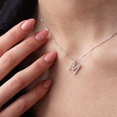 Золоте кольє з літерою " М" з діамантами 133591121 №4