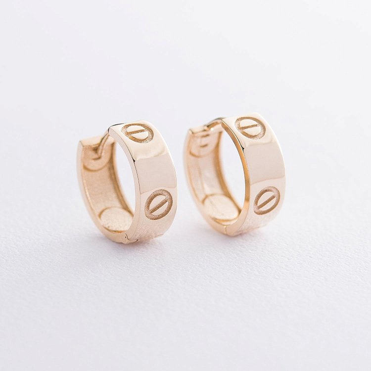 Сережки - кільця "Love" в жовтому золоті с04717 від ювелірного магазину Онікс