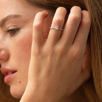 Помолвочное золотое кольцо с бриллиантами 2235631121 №2