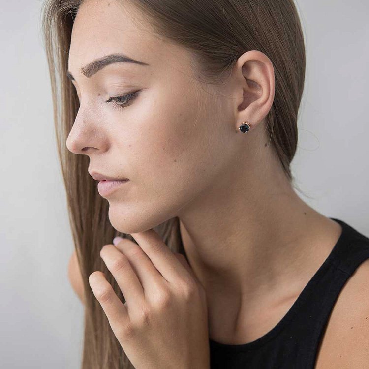 Золотые серьги с топазом "Лондон голубой" сб333лт - 1 Золотые серьги с топазом "Лондон голубой" сб333лт от ювелирного магазина Оникс - 1