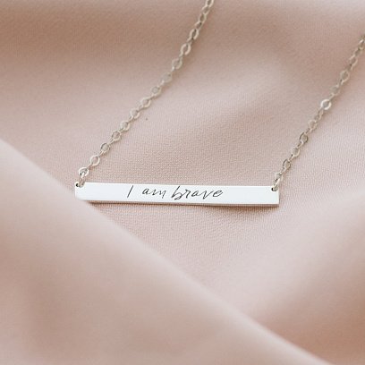 Срібне кольє з гравіюванням "Сміливість" 18978см