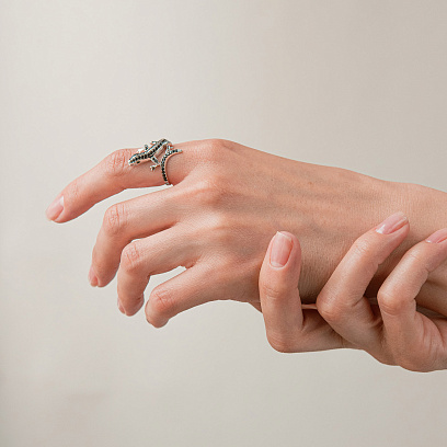 Кольцо "Ящерица" в белое золоте (фианиты) к05996 №2