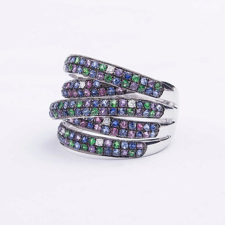 Золотое кольцо с синими сапфирами и бриллиантами MR16823gm от ювелирного магазина Оникс