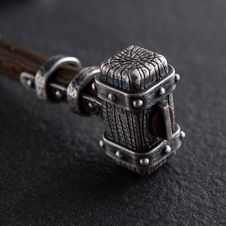 Срібний брелок "Молот вікінга" з ебеном 1116 від ювелірного магазину Онікс - 5