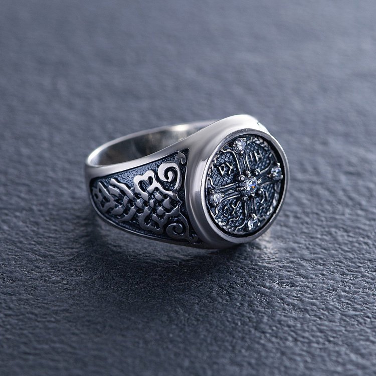 Серебряная мужская печатка (чернение) 111989 от ювелирного магазина Оникс