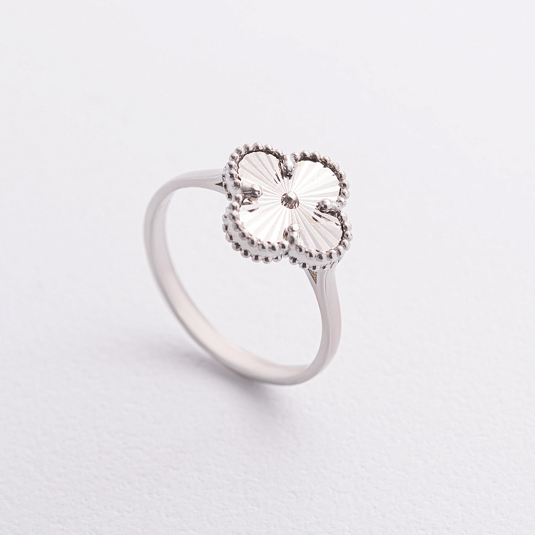 Срібна каблучка "Конюшина" 112834 від ювелірного магазину Онікс