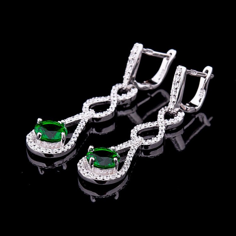 Серьги с синтетической шпинелью зеленого цвета с010 от ювелирного магазина Оникс - 1