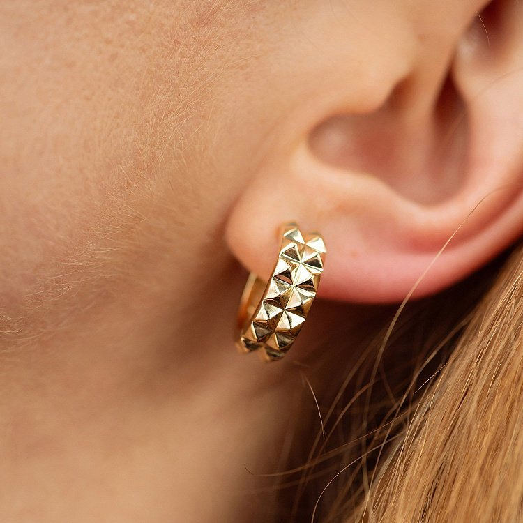 Серьги - кольца "Monica" в желтом золоте с08853 от ювелирного магазина Оникс - 3