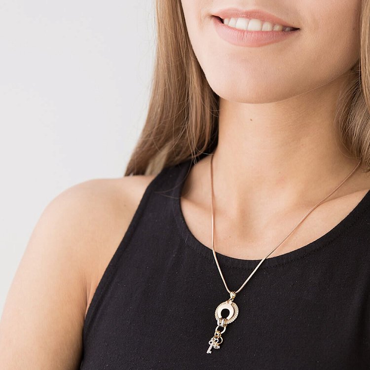 Золота підвіска з заручальною каблучкою і ключиком п02209 від ювелірного магазину Онікс - 6