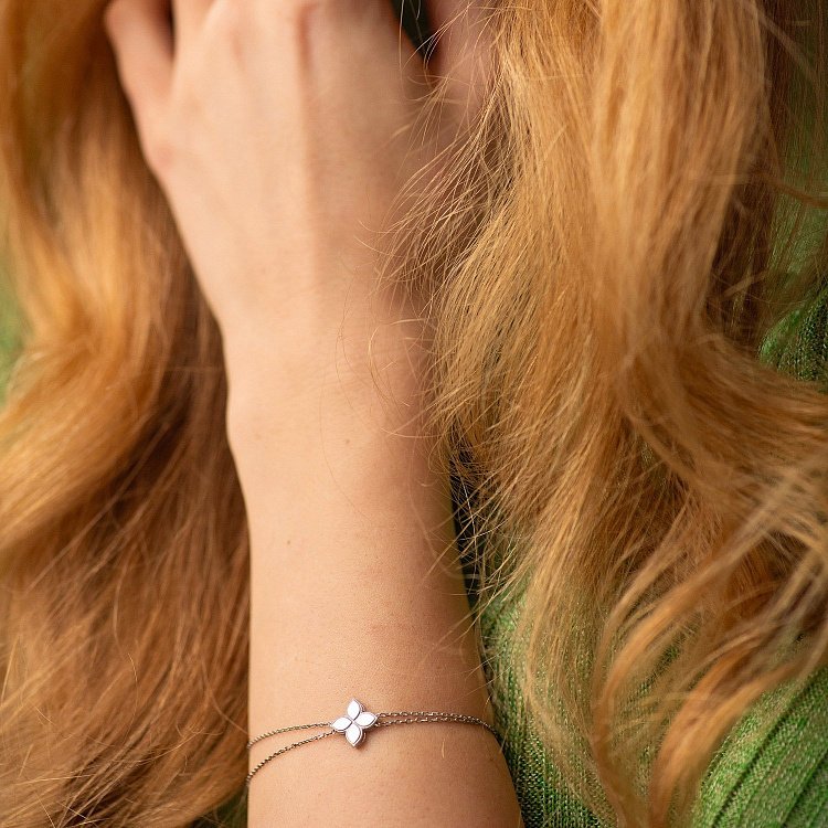 Браслет "Конюшина" в білому золоті б05402 від ювелірного магазину Онікс - 3