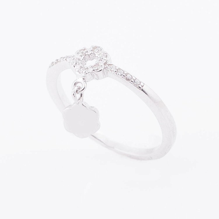 Срібне колечко Квіточка з фіанітами 111972 від ювелірного магазину Онікс