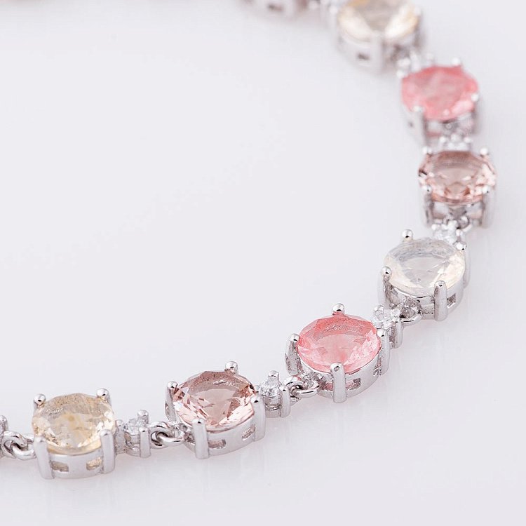 Браслет с цветными фианитами 141128 от ювелирного магазина Оникс - 1