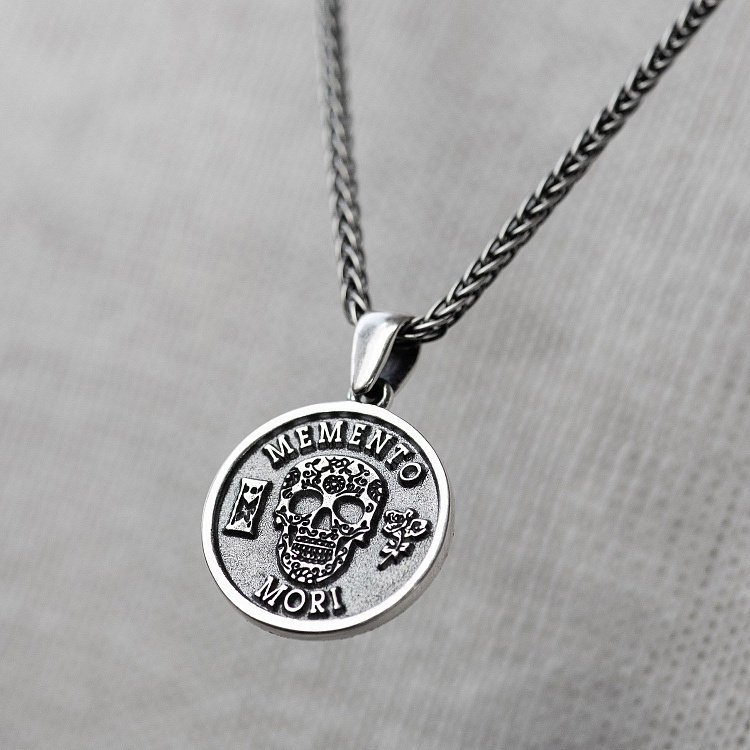 Срібний кулон "Memento mori" 133134 від ювелірного магазину Онікс - 1