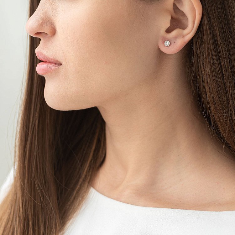 Золоті сережки-пусети (діамант) с090 від ювелірного магазину Онікс - 1