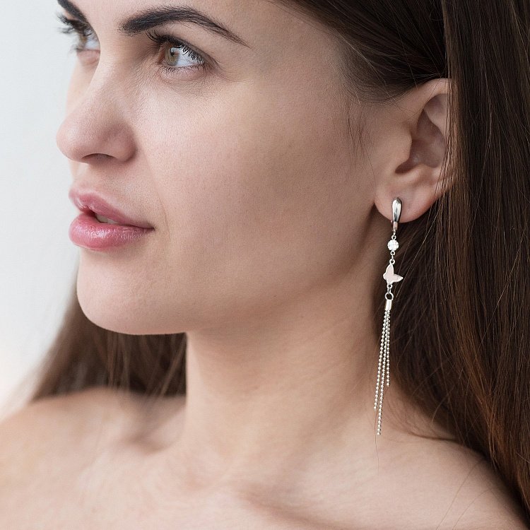 Серебряные серьги с бабочками 122614 от ювелирного магазина Оникс - 1