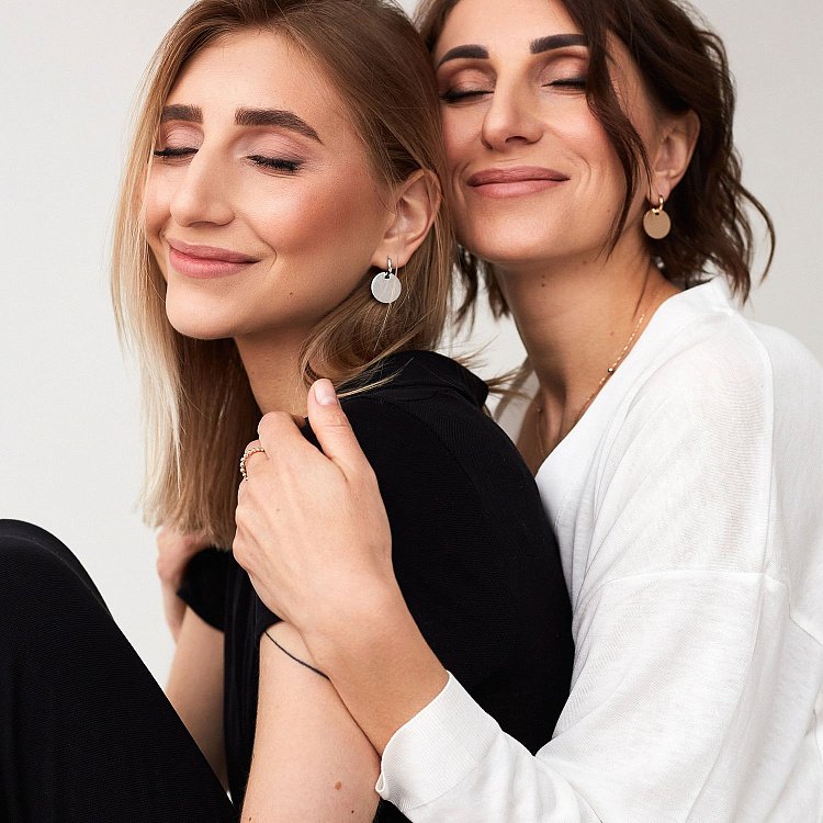 Золотые серьги Большие монетки с06498 от ювелирного магазина Оникс - 5