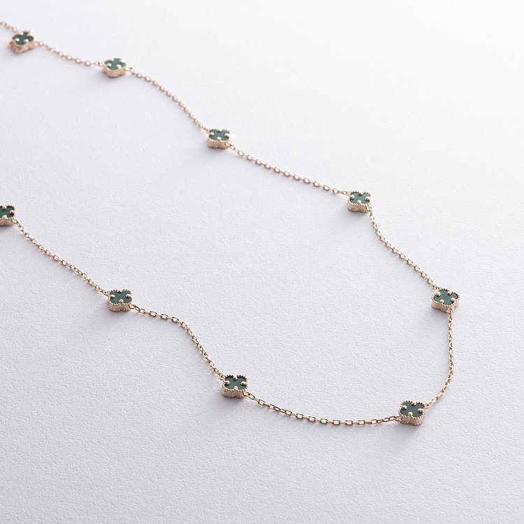 Колье "Клевер" с малахитом mini (желтое золото) кол02431 от ювелирного магазина Оникс