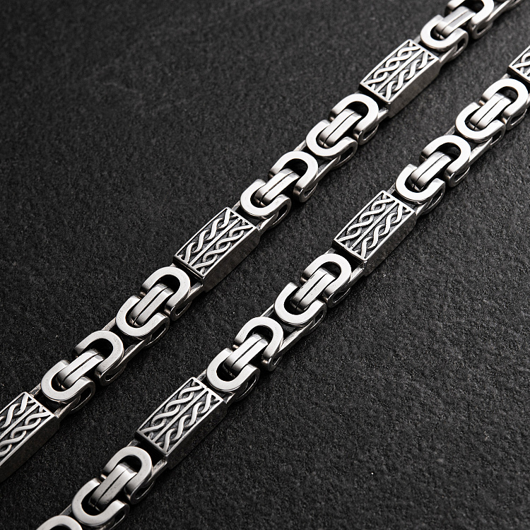 Мужская серебряная цепочка 1823 от ювелирного магазина Оникс