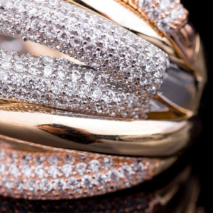 Эксклюзивное кольцо из белого, желтого и красного золота к03924 от ювелирного магазина Оникс - 3
