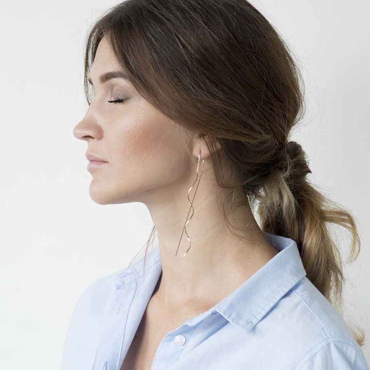 Золоті висячі сережки 580055 від ювелірного магазину Онікс - 2